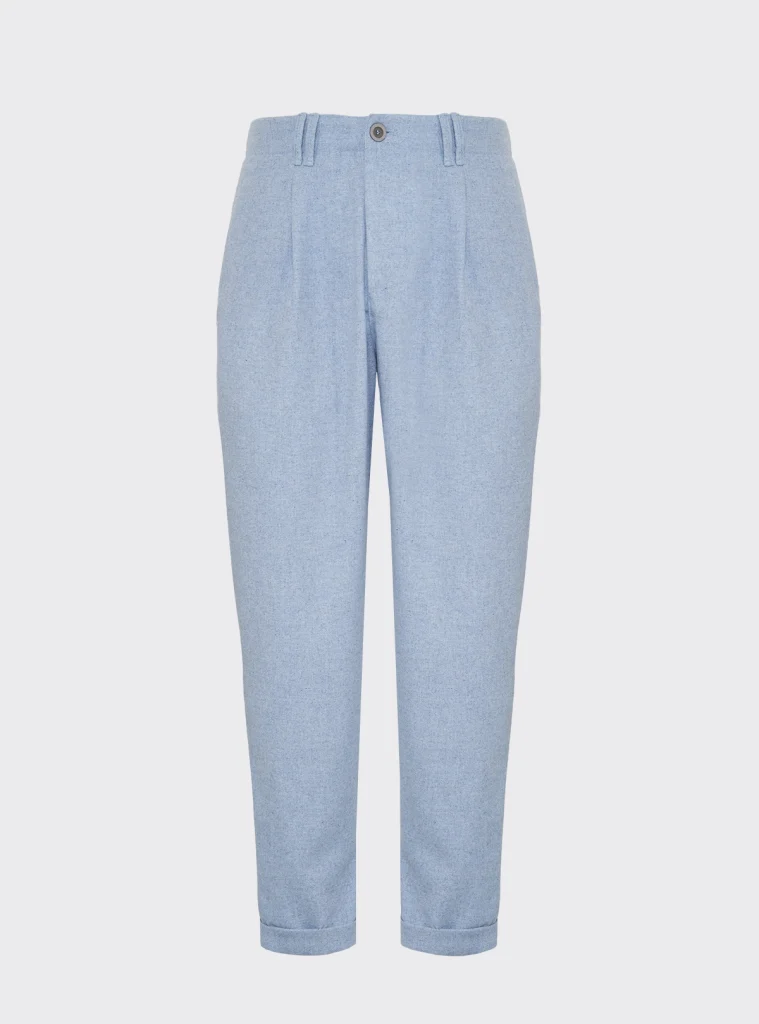 Pantalone regular con pinces